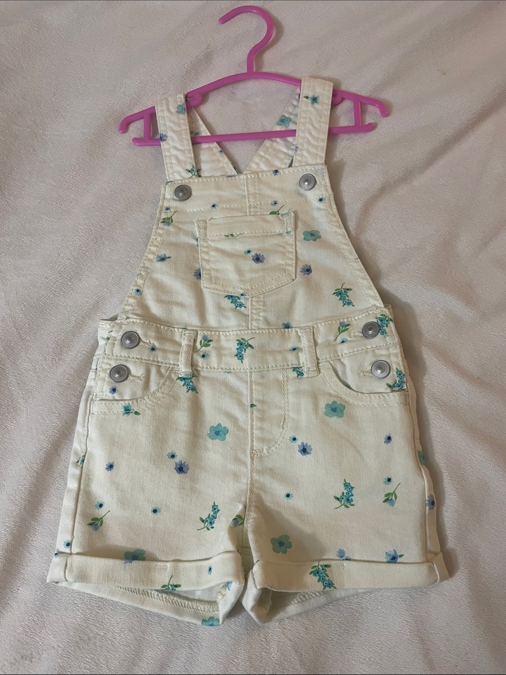 ⭐️NWOT Wonder Nation Light Cream Floral Short Overalls with Blue & Teal Flowers
